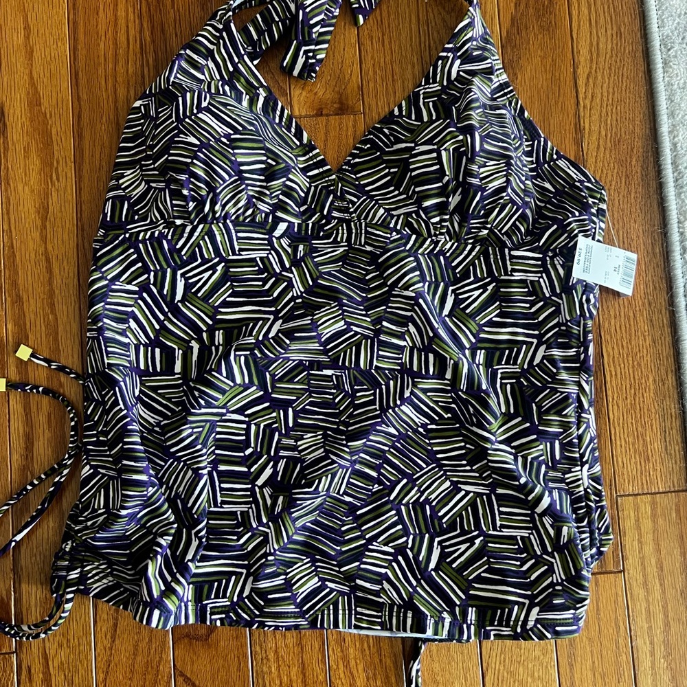 Black and White Graphic swim top